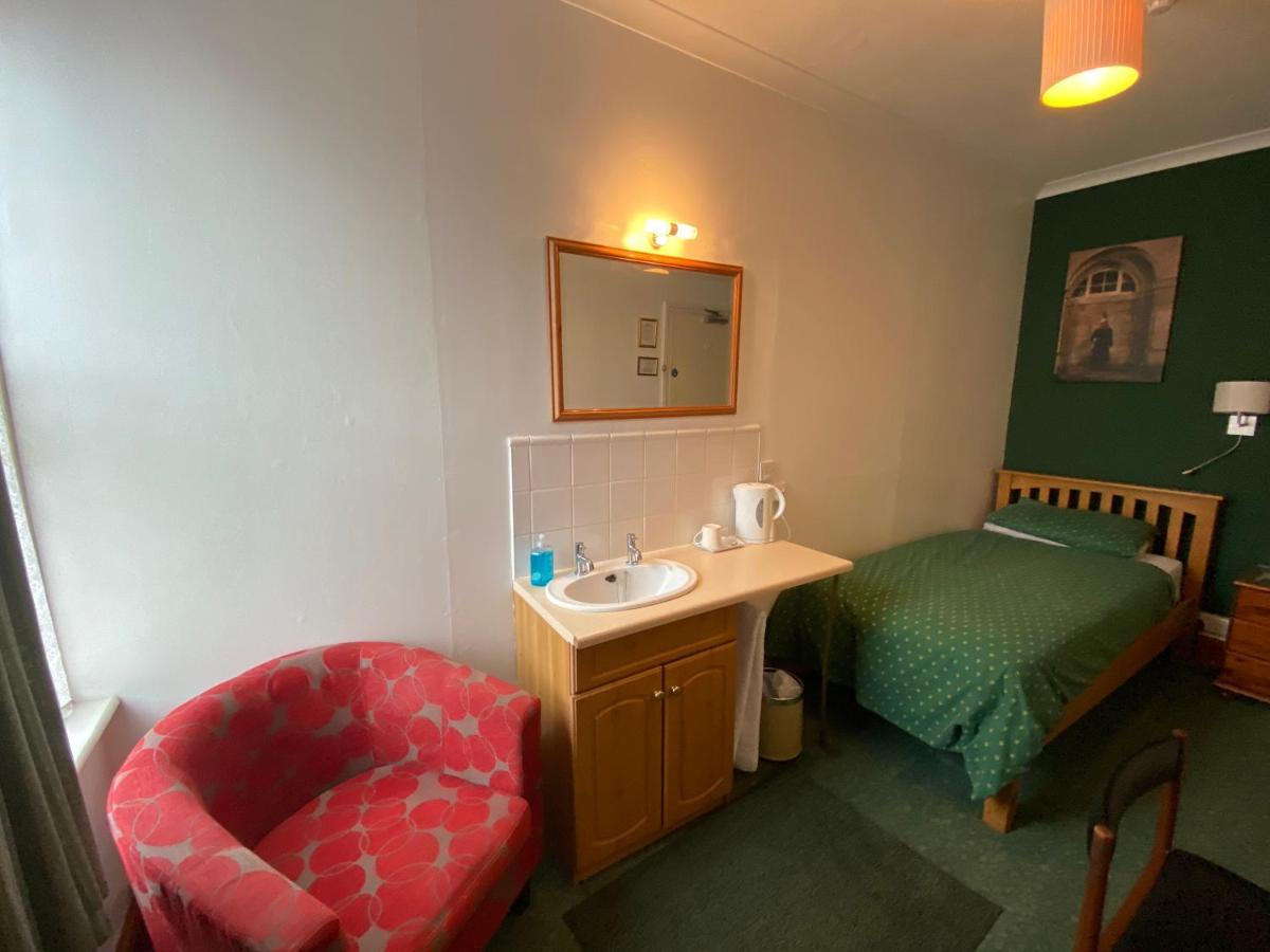 Masslink Guest House Horley Buitenkant foto