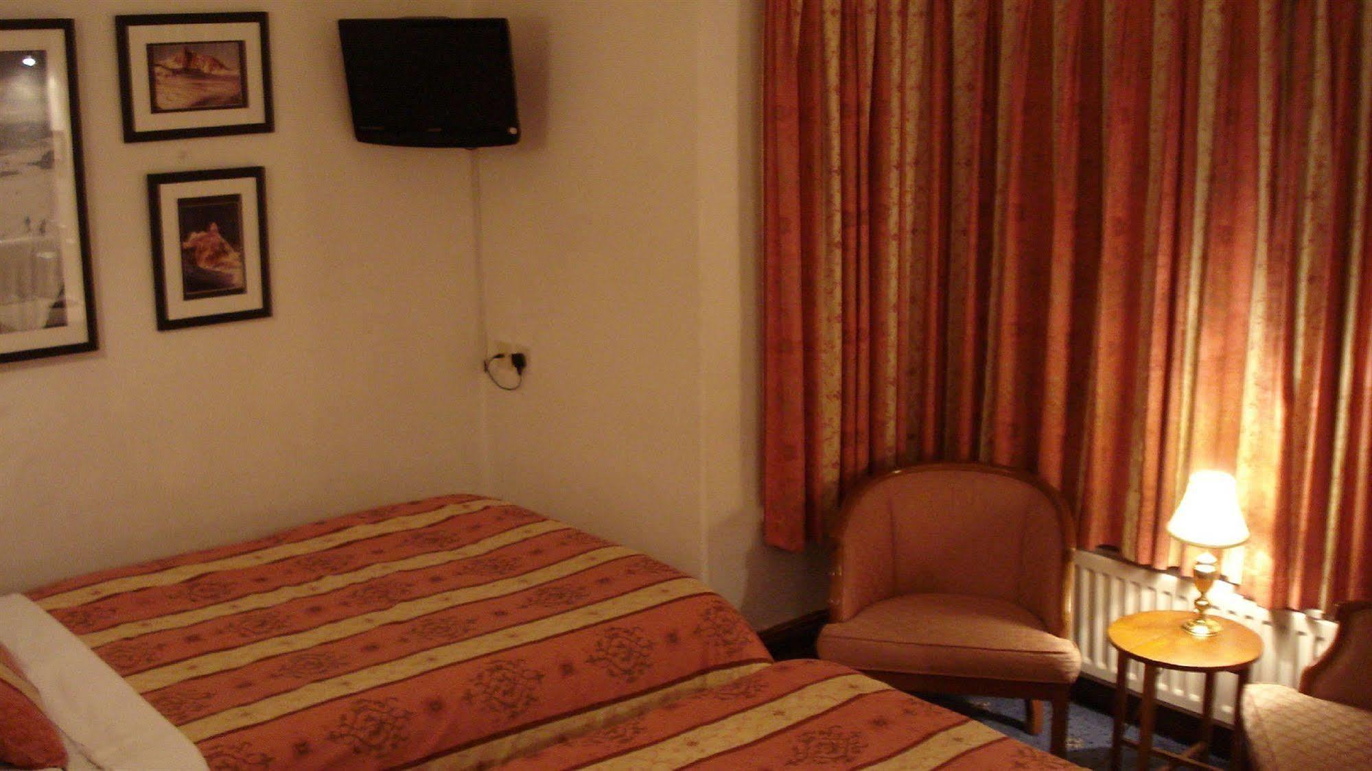 Masslink Guest House Horley Buitenkant foto